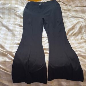 Black Crisscross Flared Pants ( XL regular length 29”)